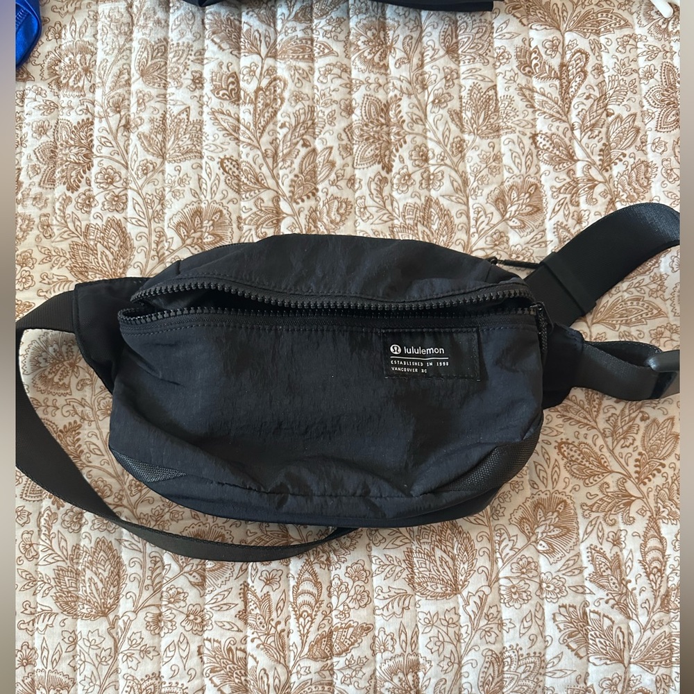 Lululemon Belt Bag.